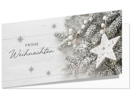 Weihnachtskarte DIN-lang: Ansicht Vorderseite geschlossen Weihnachtskarte DIN-lang mit weißem Holzstern, verschneiten Tannenzweigen, weißen Beeren und Schneeflocken auf hellem Holzhintergrund