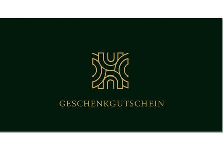 Geschenkgutschein Multicolor zum Falten: Vorderseite der Geschenkgutscheine gefaltet Gutschein schwarz mit gold Logo edel elegant