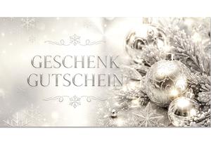 Geschenkgutschein für Weihnachten mit elegantem Kugelmotiv in Silber-Weiß. Hochwertig gedruckt und ideal für Weihnachtsaktionen. Jetzt online bestellen.